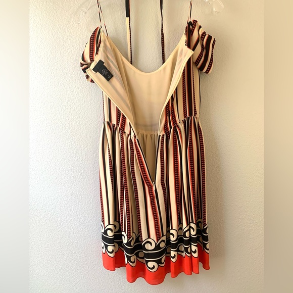 Anna Sui Silk Dress, size 5, worn once for photoshoot - Picture 3 of 4